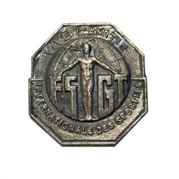 Значок Vive l'amitie internationale des sportifs. FSGT. Да здравствует международная дружба спортсменов