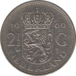 Нидерланды 2 1/2 гульдена 1969 год - Королева Юлиана (&quot;петух&quot; слева от номинала)