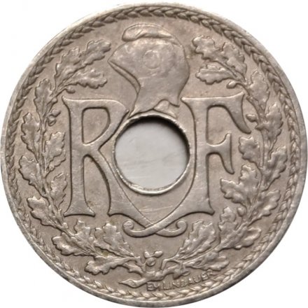 Франция 5 сантимов 1917 год (отверстие в центре)