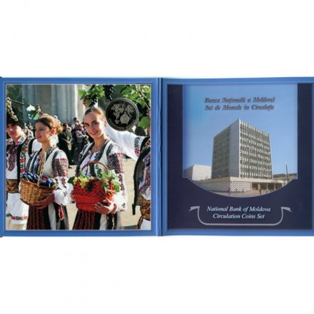 Набор из 6 монет  Молдавия 2003-2005 год - Праздник вина (в буклете)