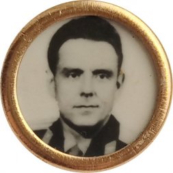 Значок Летчик-космонавт СССР В.М. Комаров, булавка
