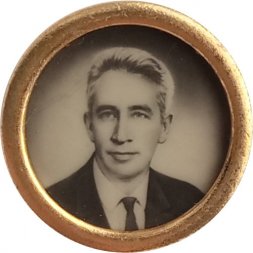 Значок Космонавт СССР К.П. Феоктистов, булавка