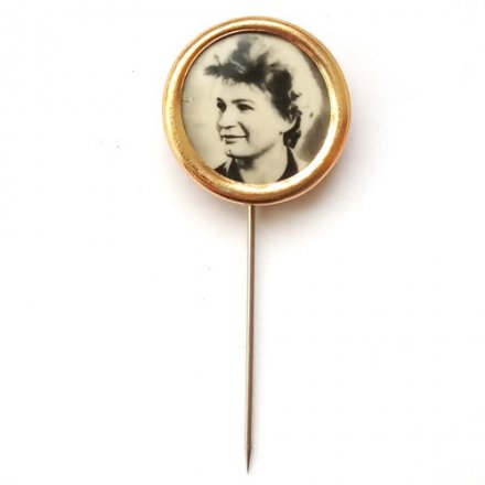 Значок-иголка Космонавт Валентина Терешкова (тип 1)