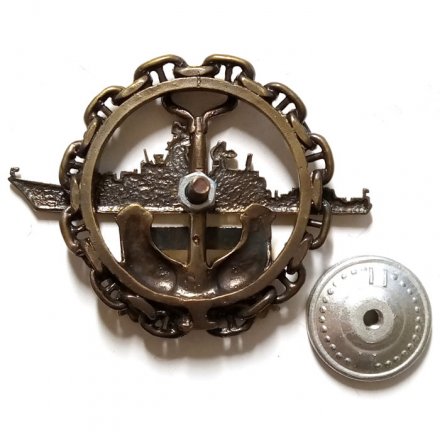 Знак Ракетный крейсер &quot;Маршал Устинов&quot;. За боевую службу