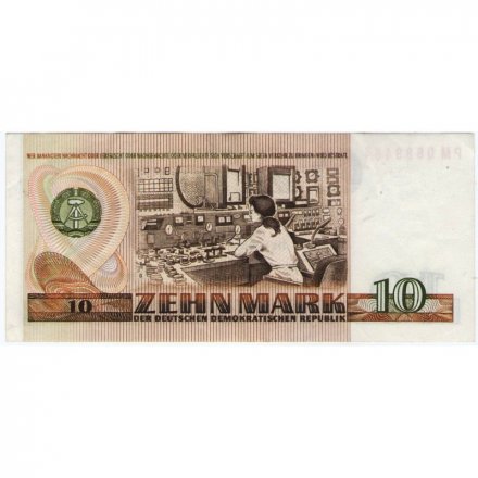 ГДР 10 марок 1971 год - Клара Цеткин - XF