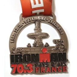 Медаль Ironman 70,3 Pays d'Aix. Триатлон. Франция 2014 год