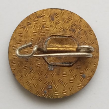 Значок ГДР Тельман Эрнст. Коммунист