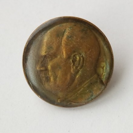 Значок ГДР Тельман Эрнст. Коммунист