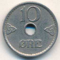 Норвегия 10 эре 1941 год - Король Хокон VII (c отверстием)