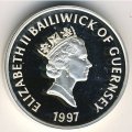 Гернси 1 фунт 1997 год - Золотой юбилей свадьбы Королевы Елизаветы II и Филиппа