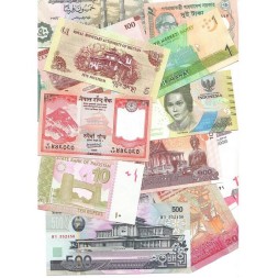 Набор из 17 банкнот стран Азии (UNC)