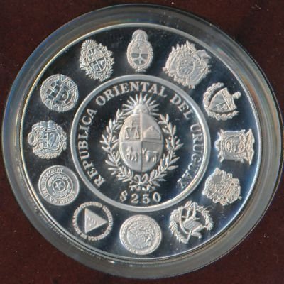 Уругвай 250 песо 1997 год