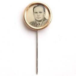 Значок-иголка Летчик-космонавт СССР Виктор Васильевич Горбатко