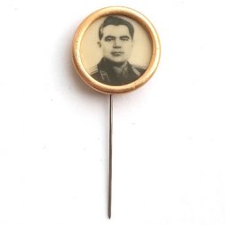 Значок-иголка Летчик-космонавт СССР Андриан Николаев