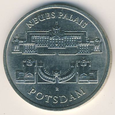 ГДР 5 марок 1986 год - Новый дворец в парке Сан-Суси в Потсдаме