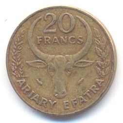 Монета Мадагаскар 20 франков 1979 год - Буйвол